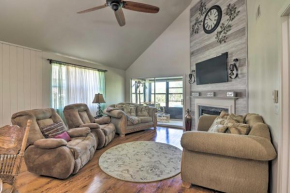 Pointe Royale Condo with Community Amenities!